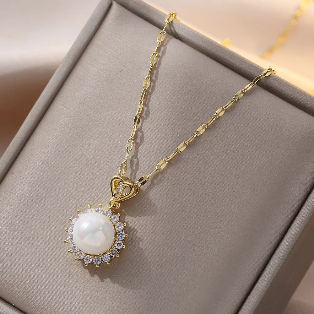 Women's Special Interest Light Luxury Design Pendant Necklaces