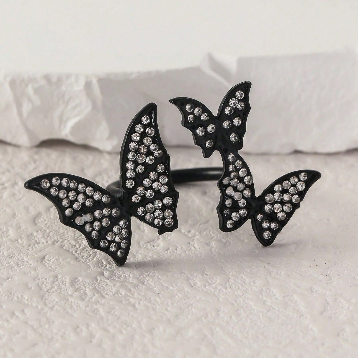 Full Diamond Butterfly Fashionable Exaggerated Light Luxury High-grade Three-dimensional Ring
