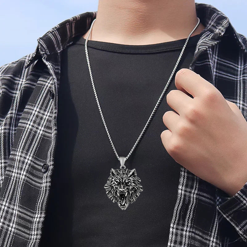Promotion Wolf Head Skull Pearl Chain Titanium Steel Necklace