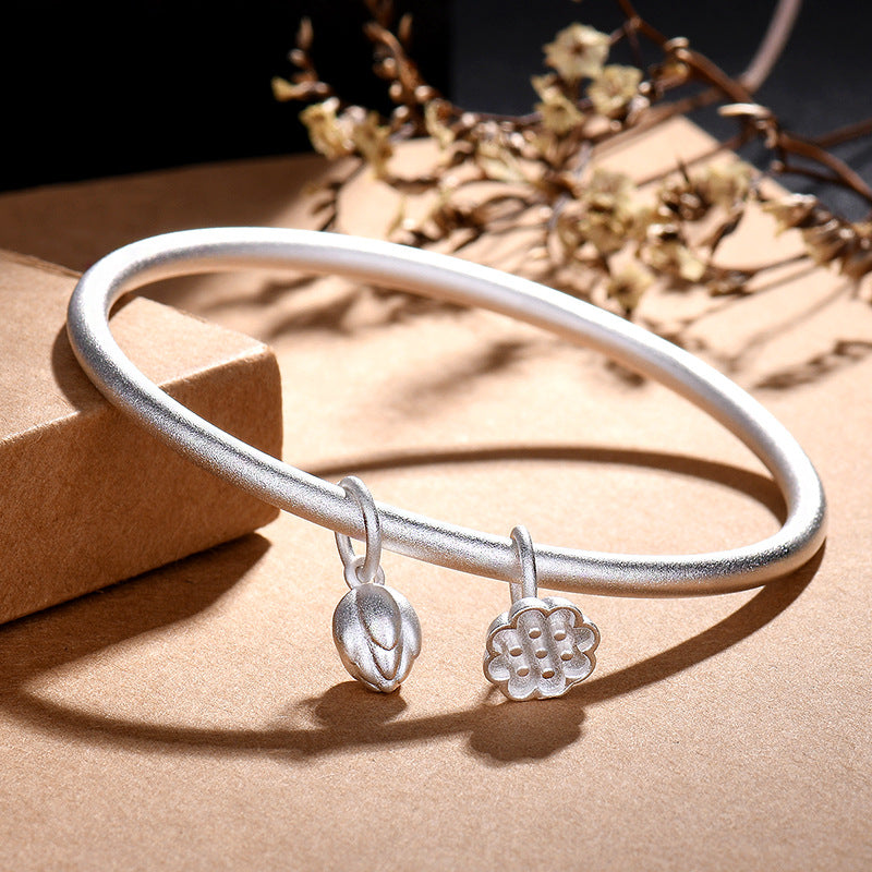 Women's Exquisite Simple Heritage Frosted Light Three-life Lotus Bracelets