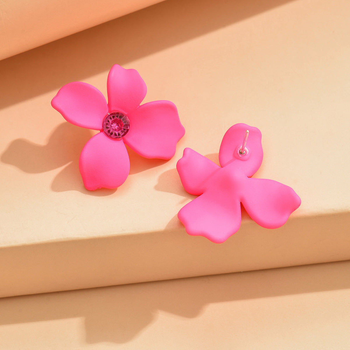 Women's Style Sweet Fresh Simple Paint Flower Personalized Fashionable Irregular Petal Earrings