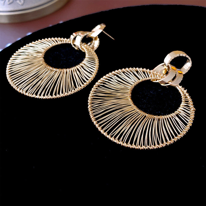 Exaggerated Metal Hollow Circle And Personalized High-grade Earrings