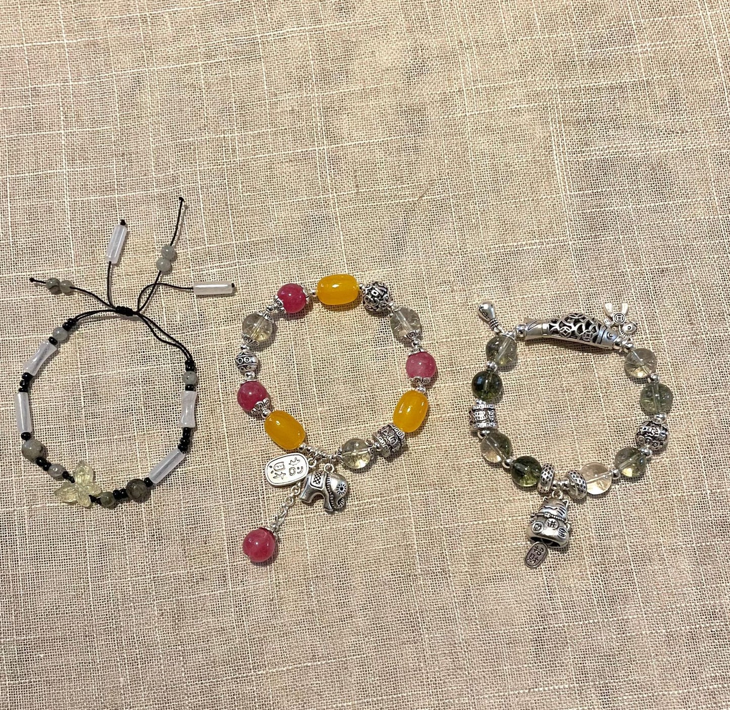 Handspielzeug-Quaste im antiken Erdbeer-Stil, einfache Armbänder für Freundinnen