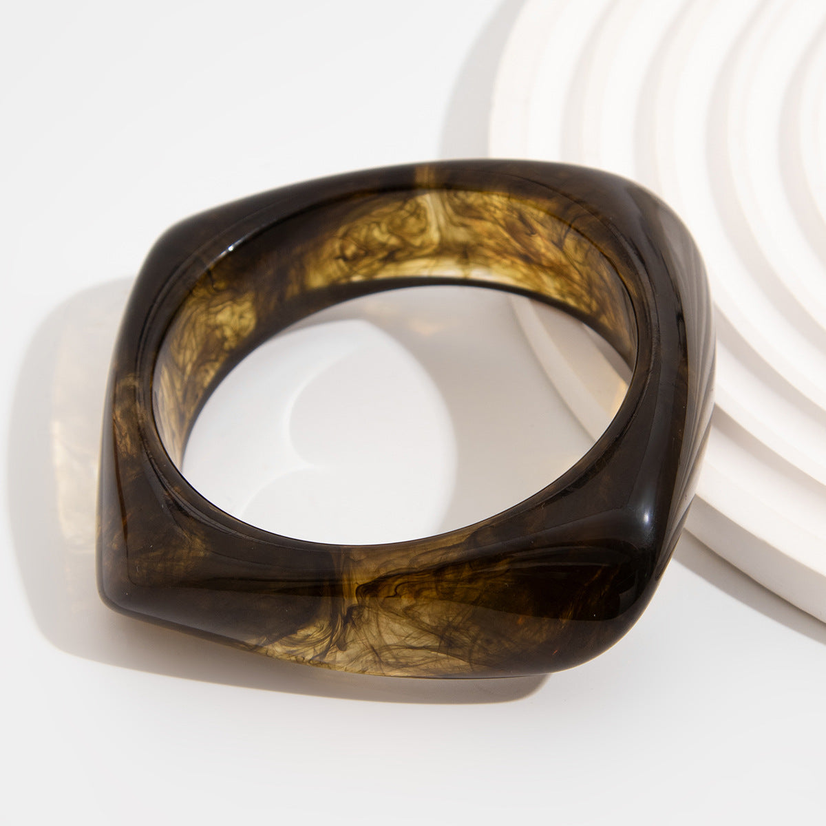 Irregular Translucent Female Personality Acrylic Color Bracelet