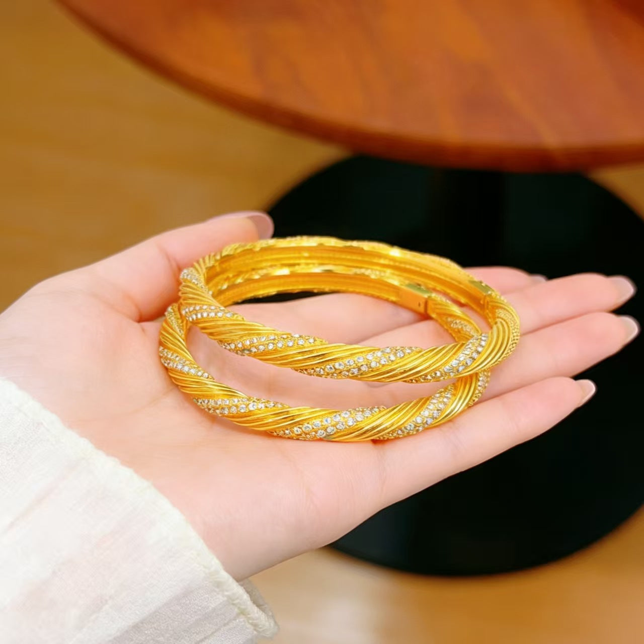 Ancient Style Alluvial Gold Rotating Twist Diamond Female Minority Fashion Bracelets