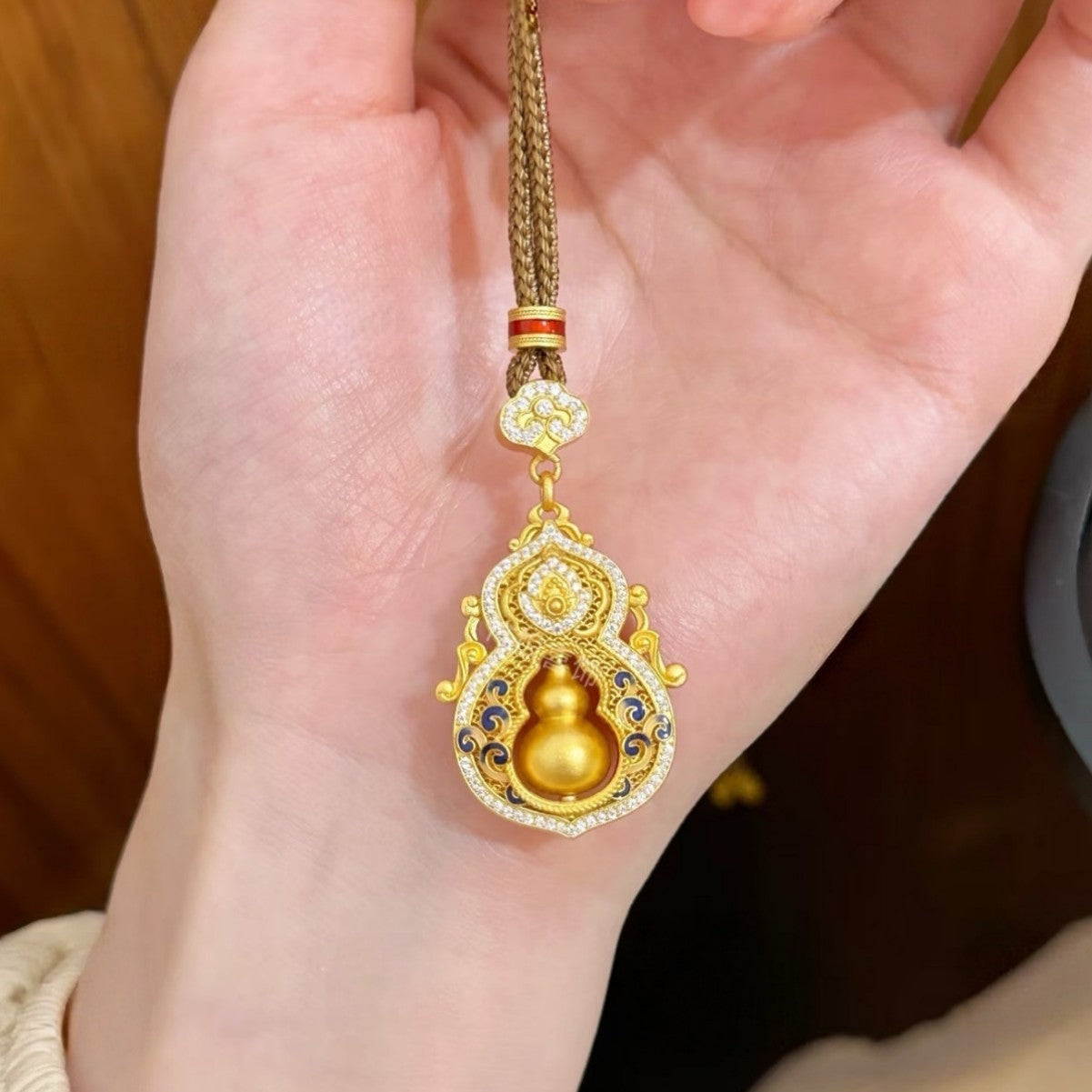 Alluvial Gold Blue Gourd White Porcelain Brushed Long Sweater Chain Necklaces