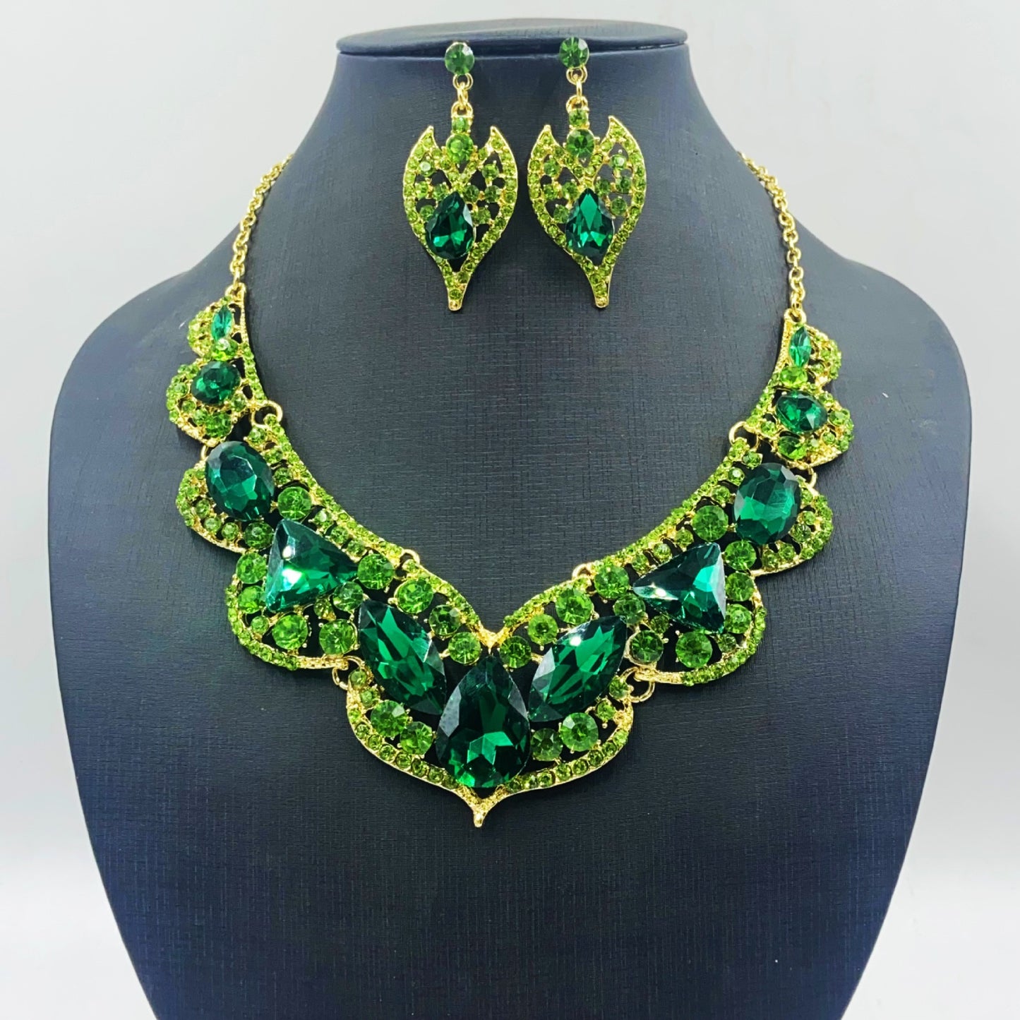 Bride High Profile Retro Suite Temperament Jewelry Set