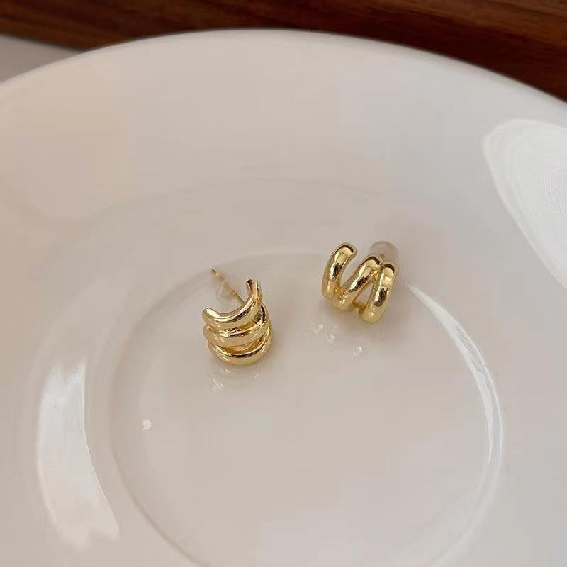 Gentle Temperamental Pearl High-grade Diamond Decorations Niche Stud Earrings