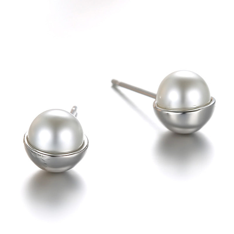 Women's Simple Pearl Elegant Sier Plated Ear Earrings