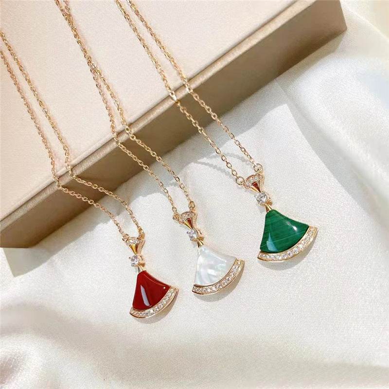Version Red Agate Clavicle Chain Titanium Steel Rose Necklaces