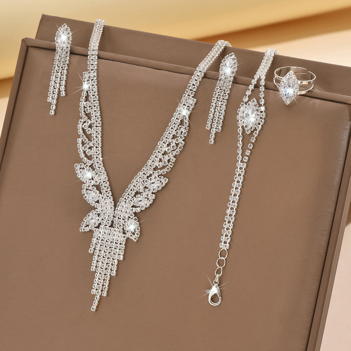 Women's Luxury Wedding Party Zircon Dress Dinner Clavicle Rings