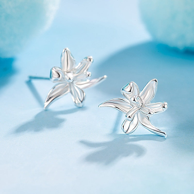 Women's Super Fairy French Retro Flower-de-luce Simple Earrings