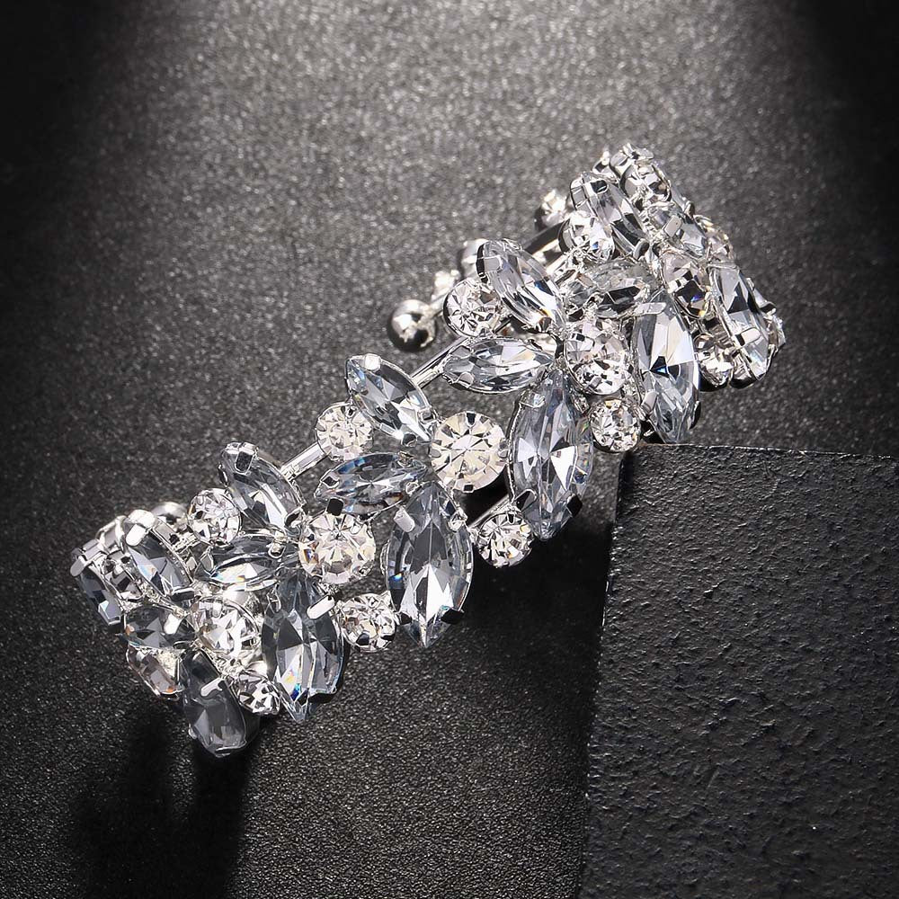 Glamorous Rhinestone Exaggerated Open-ended Advanced Stage Bracelet