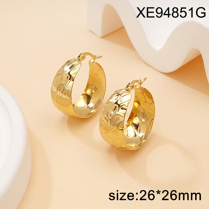 Women's Steel Gold-plated High-grade Exaggerated Geometry Ear Light Earrings