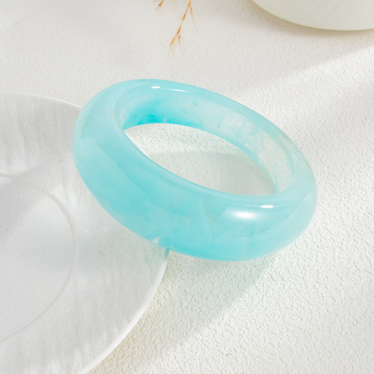 Fashion Curved Texture Irregular Acrylic Acetate Bracelet