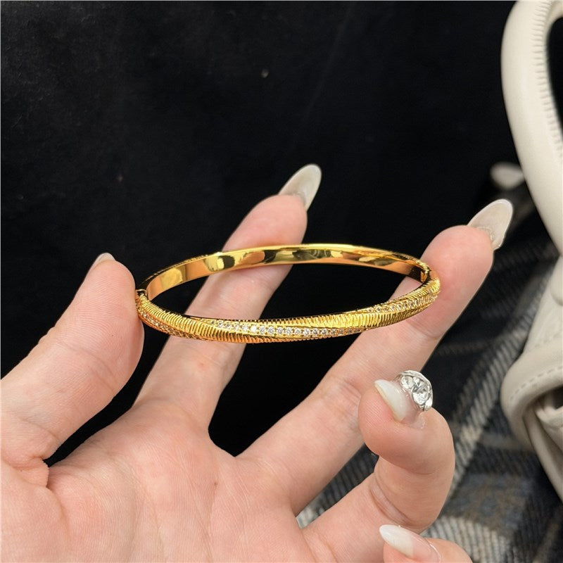 Inlaid Zircon Personality Special Interest Light Luxury Bracelets