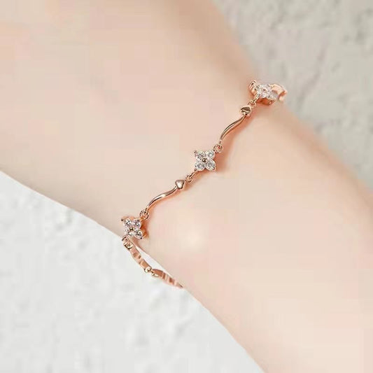 Clover Female Summer Light Luxury Minority Bracelets