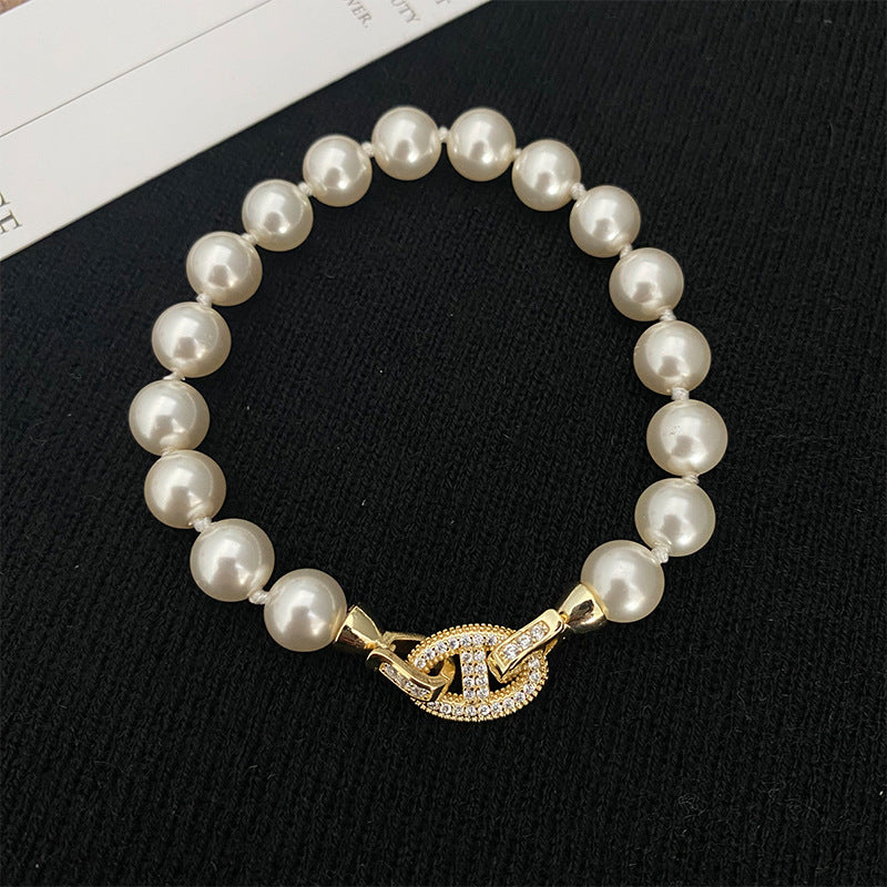 Women's Elegant Perfect Circle Pearl Fashion Light Bracelets