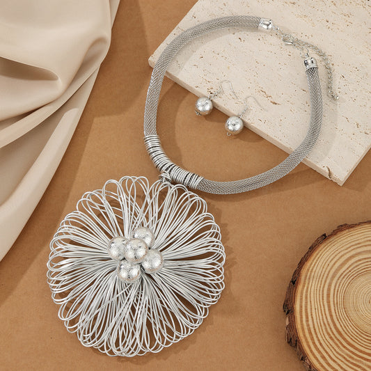 Exaggerated Aluminum Wire Large Flower Suite Jewelry Set