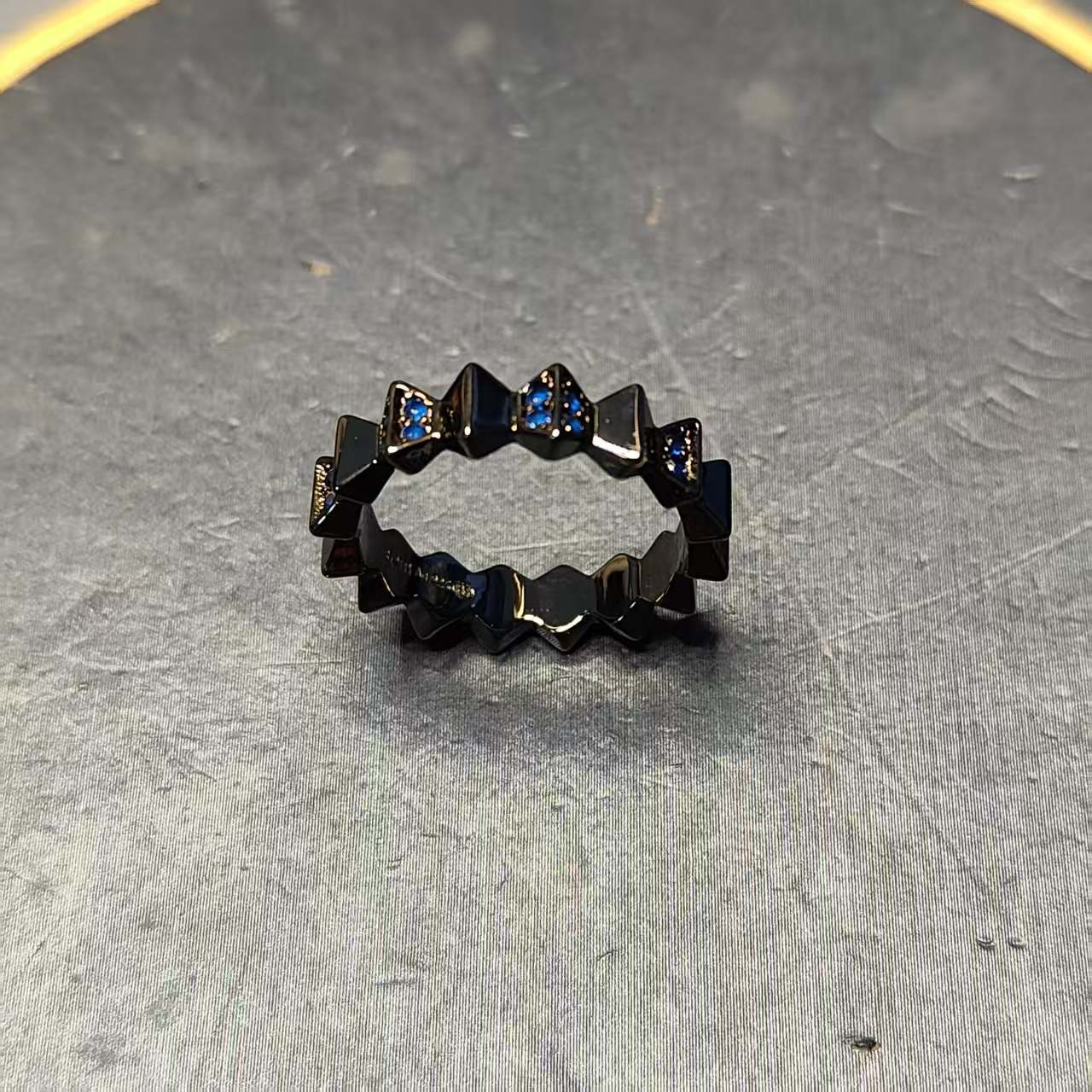 White Diamond Couple Wave Black Gold Rings