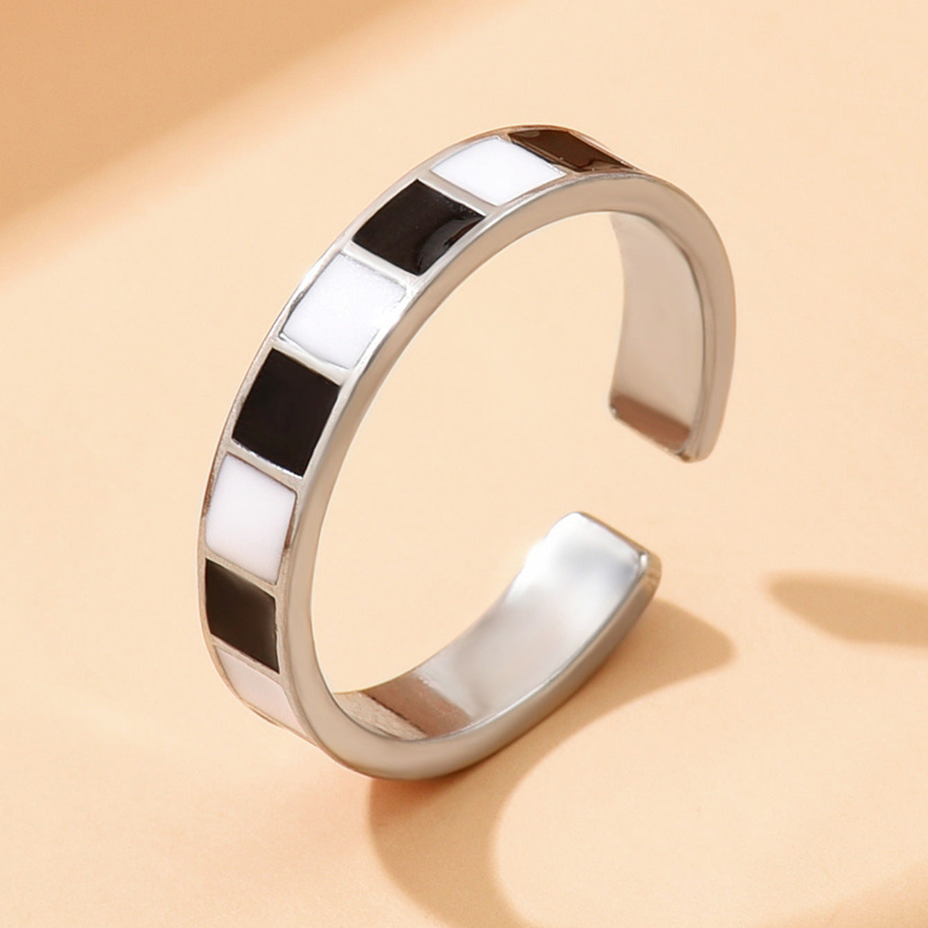 Female Simple Cold Style Titanium Steel High-grade Enamel Index Finger Ring
