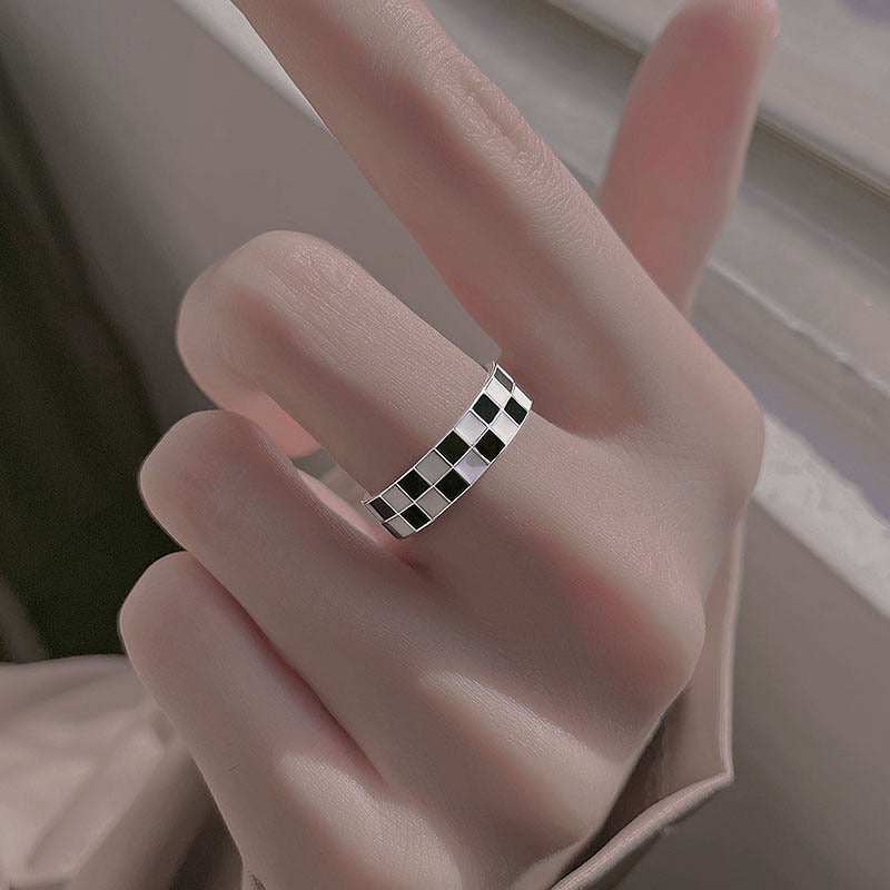 Checkerboard Plaid Female Design Affordable Luxury Rings