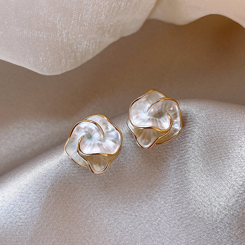 French Style Temperament Camellia Ear Top Female High Sense Flower-shaped Earrings