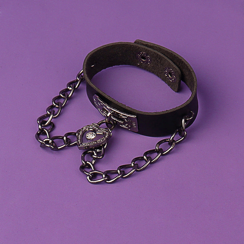 Bracelets à pendentif d'amour avec serrure en forme de cœur de style punk