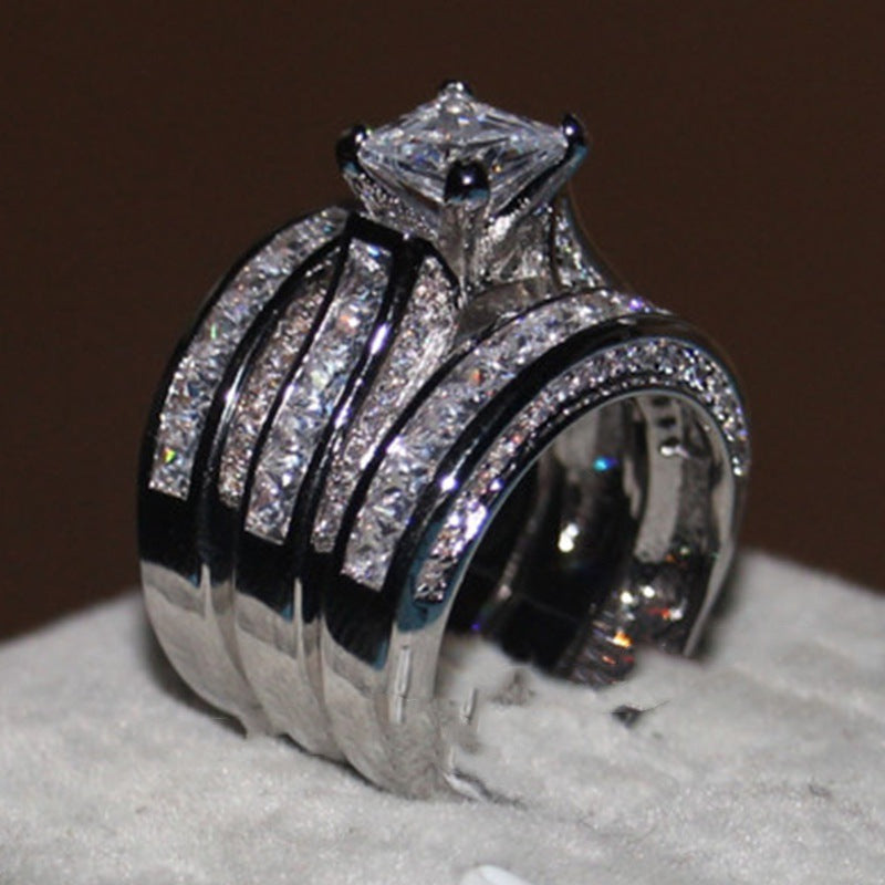 Women's Exquisite Fashionable Sier Suit With White Zircon Rings