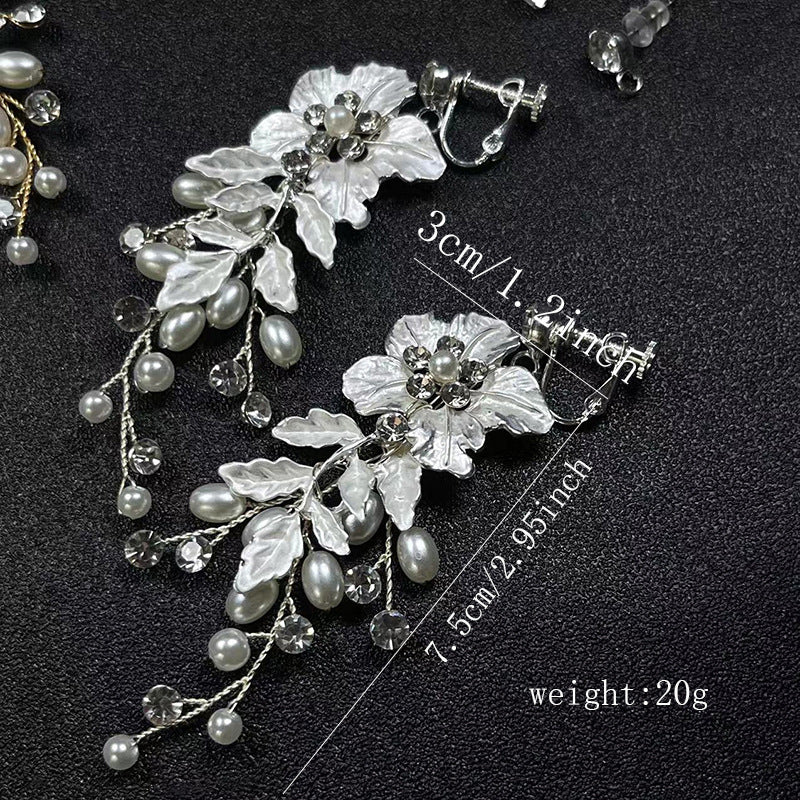 Accessoires d'oreille de mariée faits à la main, boucles d'oreilles à clip en forme de fleur