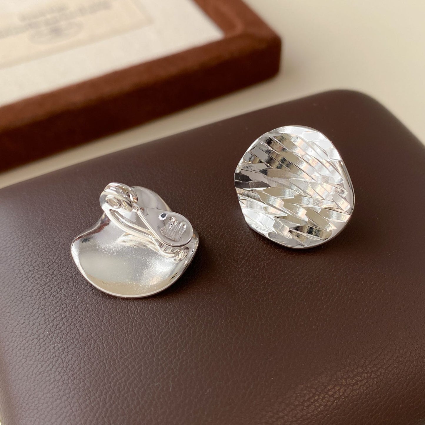 Design High-grade Simple Temperamental Irregular Exaggerated Geometry Resistance Affordable Luxury Ear Clip
