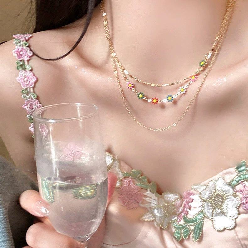 Women's Champagne Beaded Design Sense Classic Style Clavicle Necklace