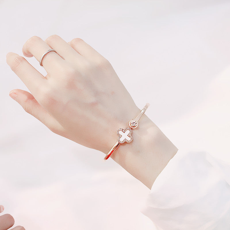 Rose Gold Clover Brace Lace Diamond Temperament Wild Bracelets