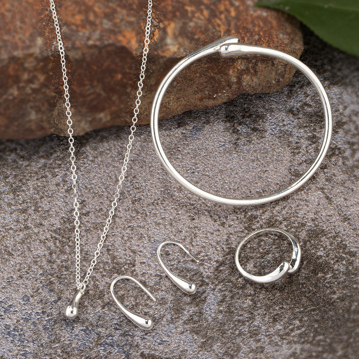 Beautiful Classy Casual Water Drop Fashion Bracelets