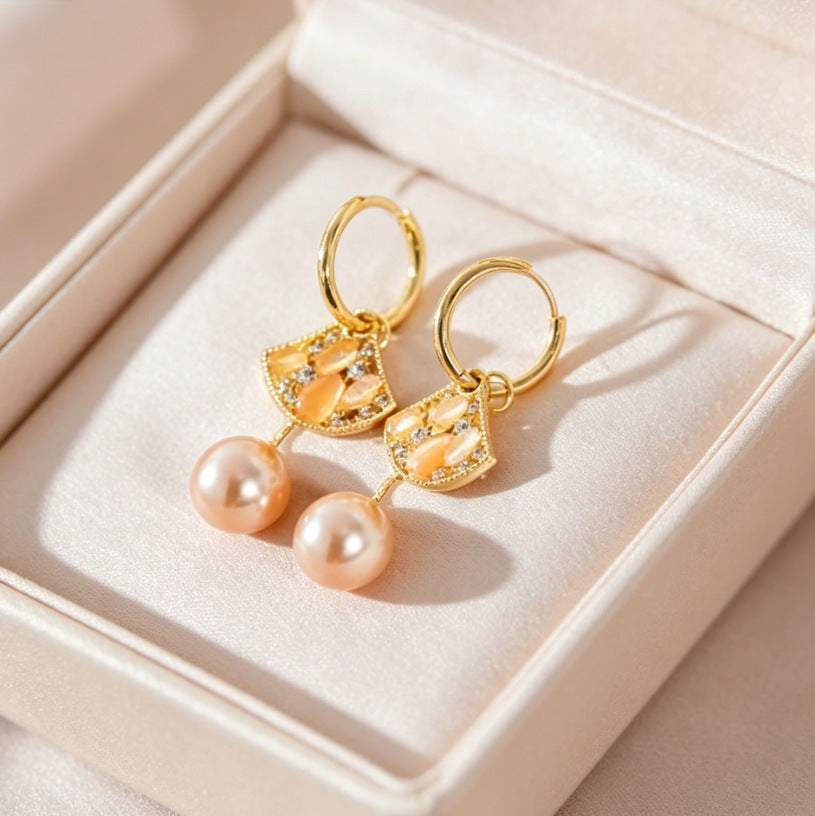 Compact Elegant Pearl Eardrops French Style Design Stud Earrings