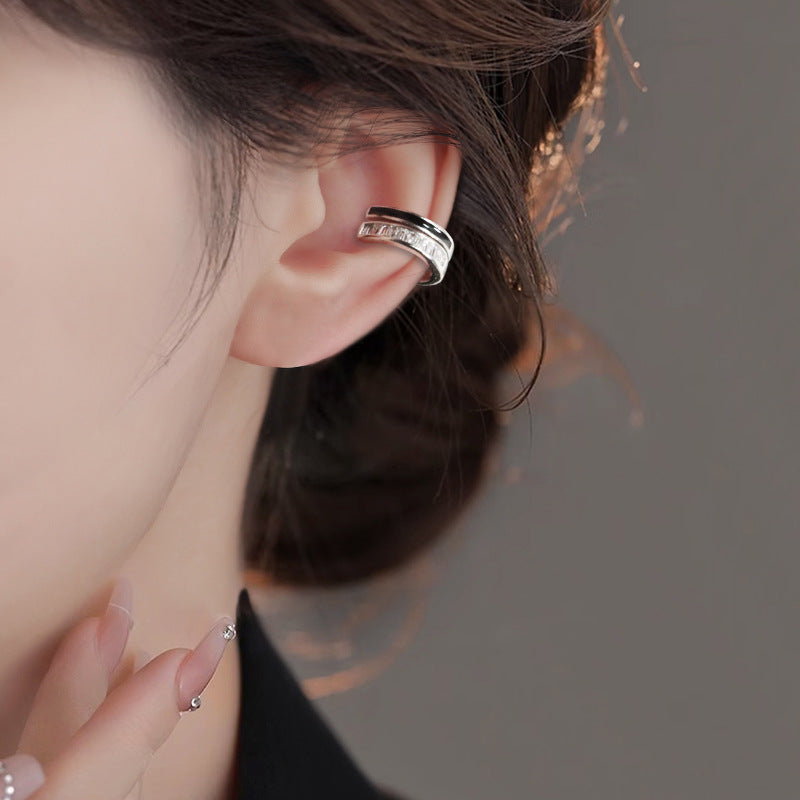 Cross Diamond Plaid French Style Temperament Classic Wave Ear Clip
