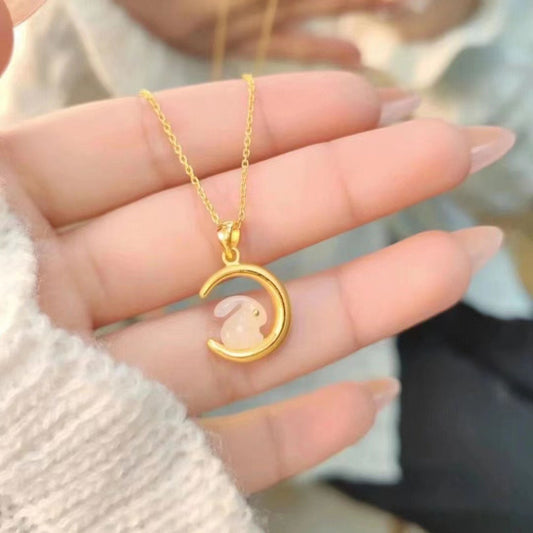 Female Light Luxury Minority Design Sense Moon Necklaces