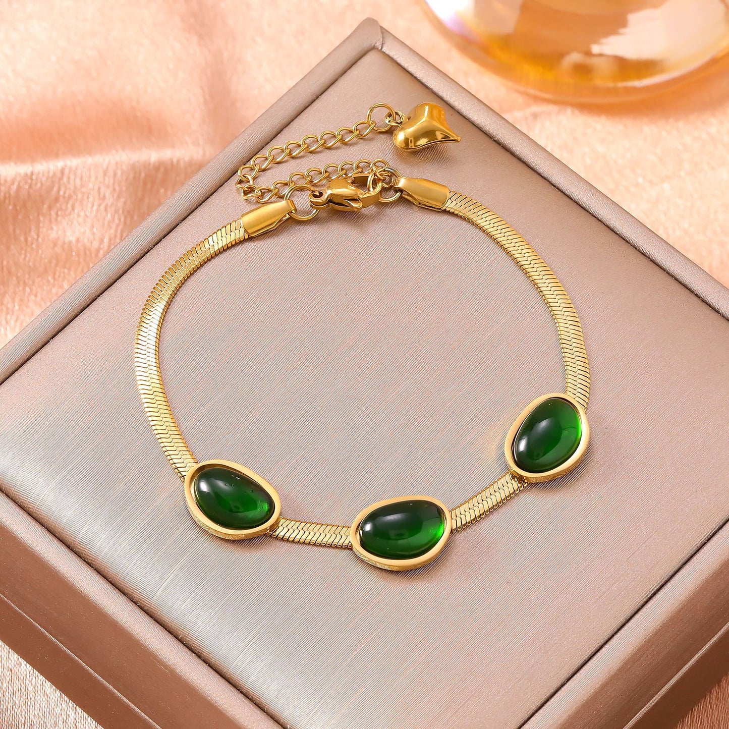 Women's Steel Snake Bones Chain Fashionable Retro High Sense Special Jewelry Set