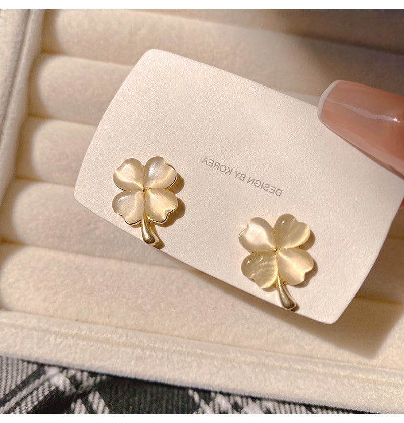 Women's Clover Summer Small Fresh Trendy Niche High-grade Ear Stud Earrings