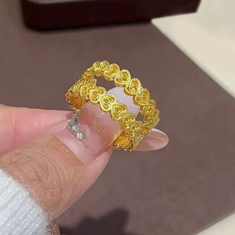Women's Ancient Style Golden Silk Love Heart-shaped High-grade Light Luxury Hollow Ring