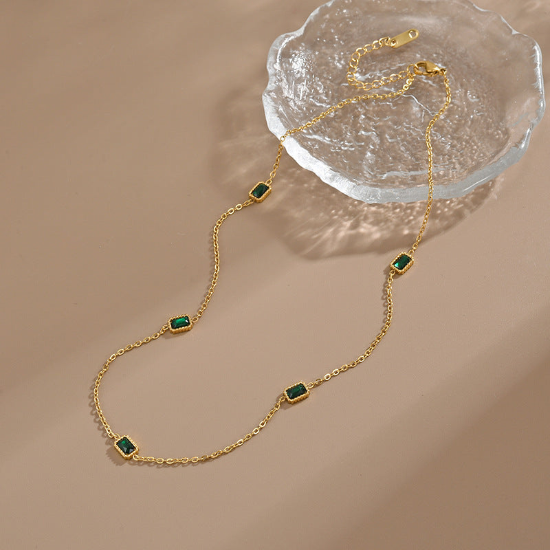 Gold-plated Inlaid Emerald Zircon Female Design High-grade Sense Temperament Clavicle Necklaces