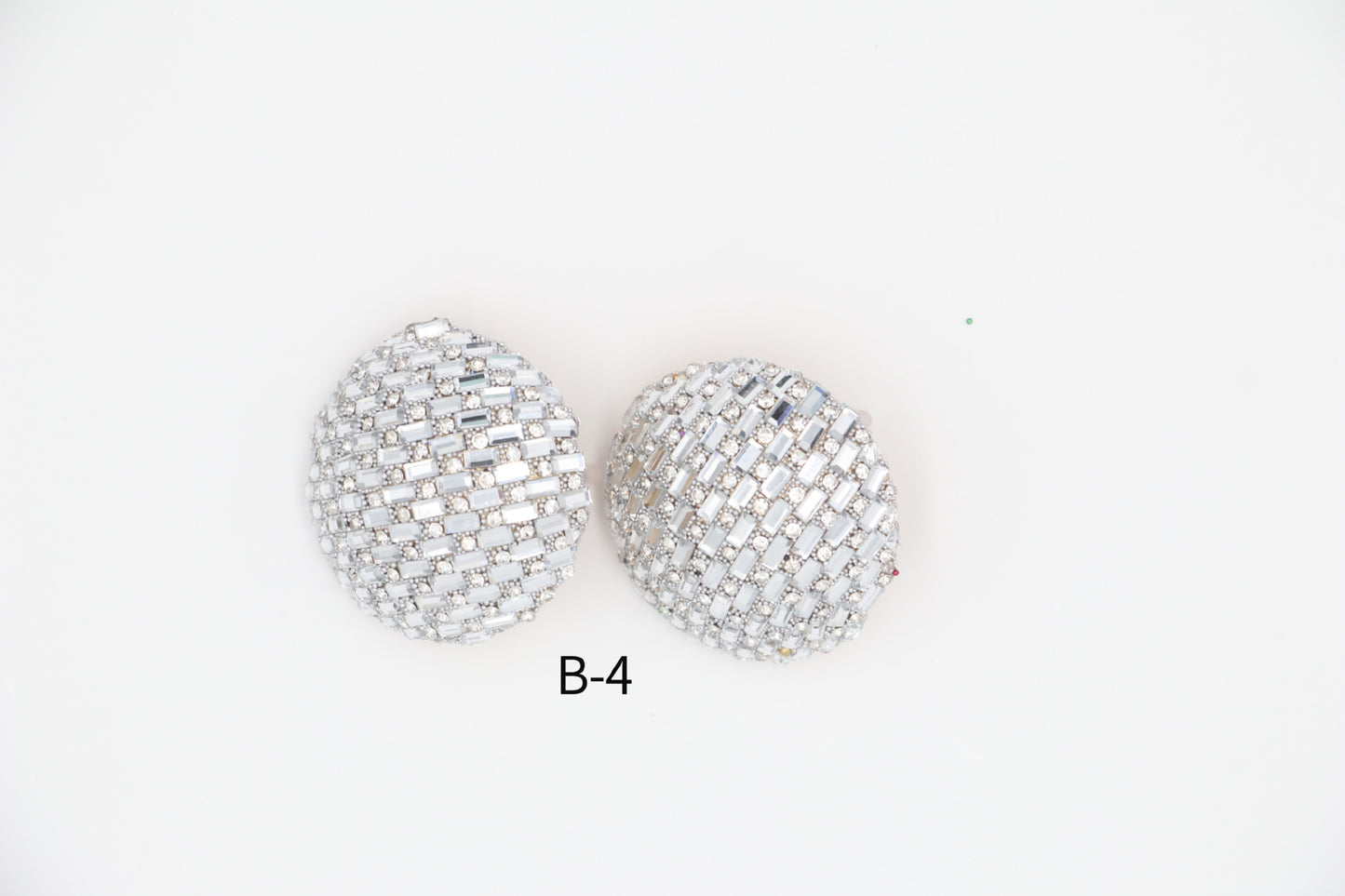 Circle Metal Button Ear Elegant Generous Earrings