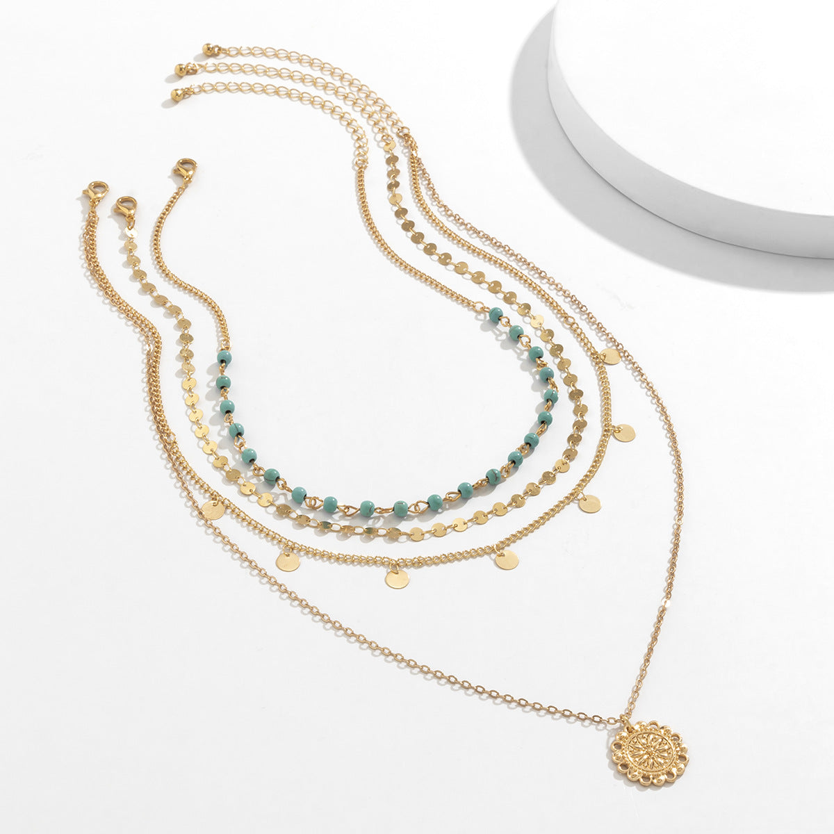 Damen-Türkis-Perlen-Blumenscheiben-Anhänger für temperamentvolle Vintage-Halsketten