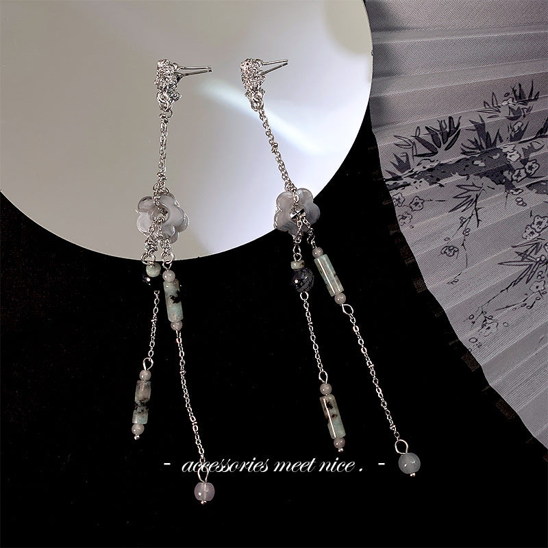 Style Long Niche Tassel Flower Beaded Pendant High-grade Retro Earrings