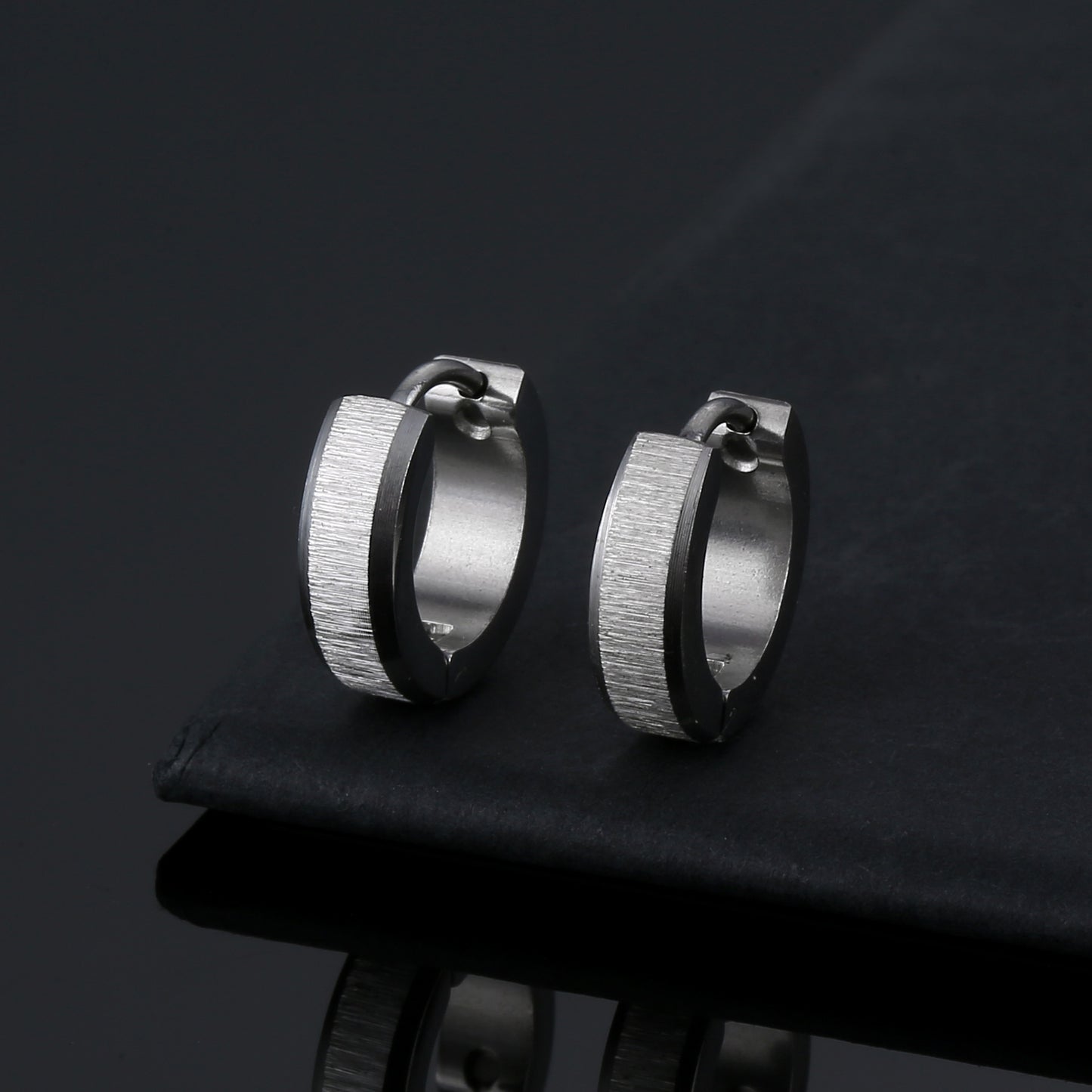 Men's Titanium Steel Round Ear Clip Stainless Earrings