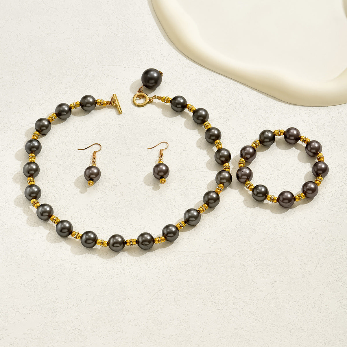Women's Special Interest Light Luxury American Vintage Pearl Simple Jewelry Set