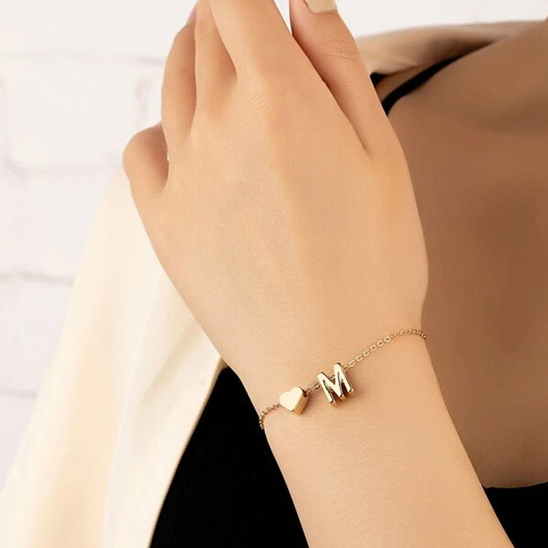 Bracelets en acier inoxydable avec lettres personnalisées d'amour de haute qualité pour femmes