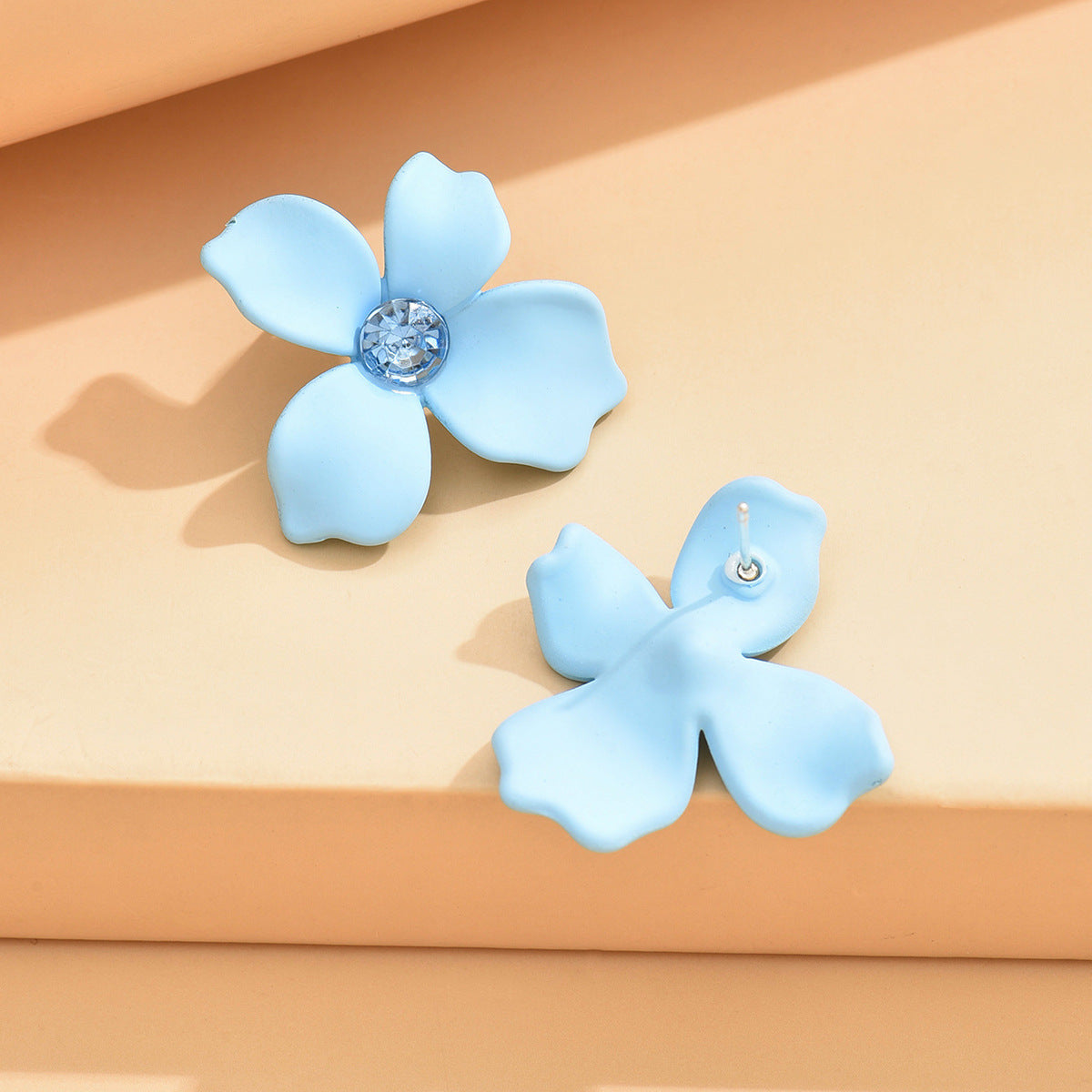 Women's Style Sweet Fresh Simple Paint Flower Personalized Fashionable Irregular Petal Earrings