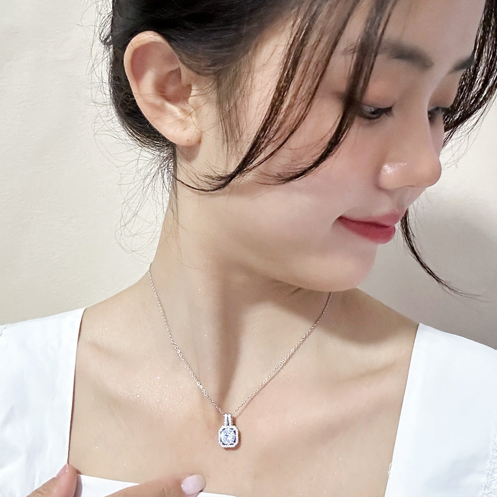 Women's Simple Elegant Zircon Square Diamond Pendant Minority Clavicle Chain Necklaces