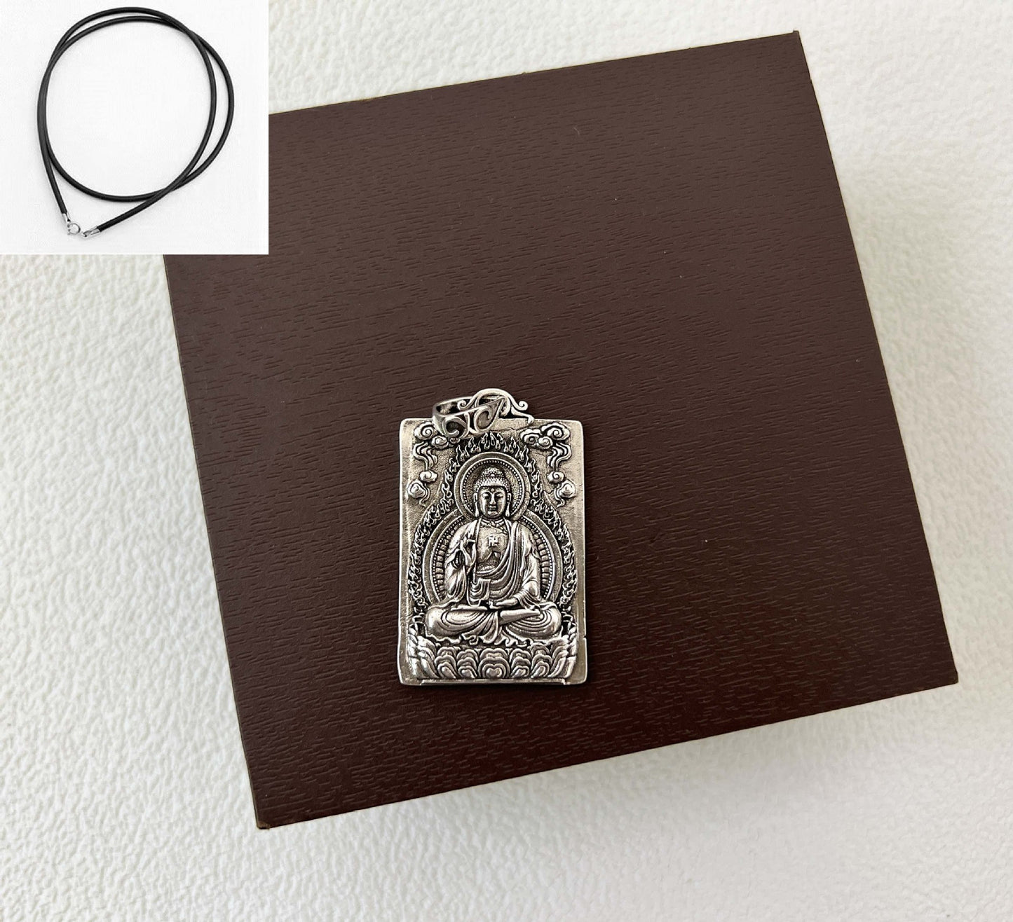 Bouddha Bodhisattva pendentif mâle signe du zodiaque colliers